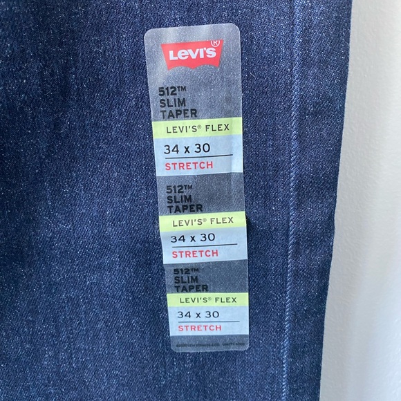BRAND NEW LEVIS with tags - Picture 2 of 6
